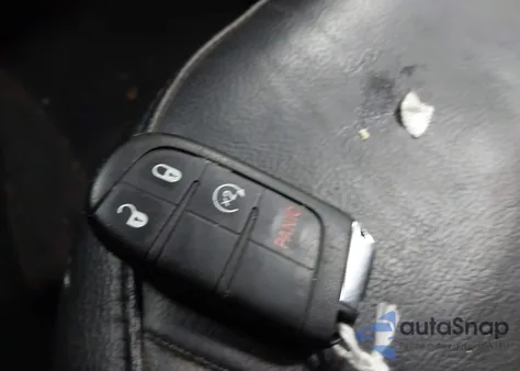 2019 Jeep Compass Limited 4X4 из США, поврежденный, VIN 3C4NJDCBXKT673956